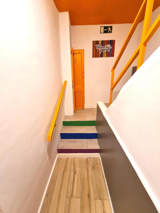 Arc House Gracia Hostel Barcelona Buitenkant foto